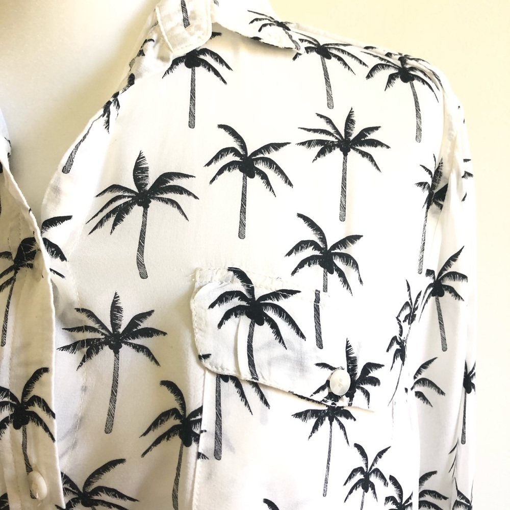 American Eagle Button Down Shirt - image 5